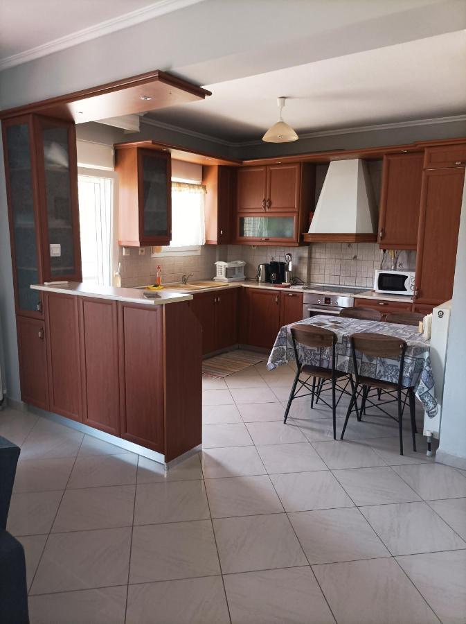 Peraía Soyzana Family Apartment מראה חיצוני תמונה